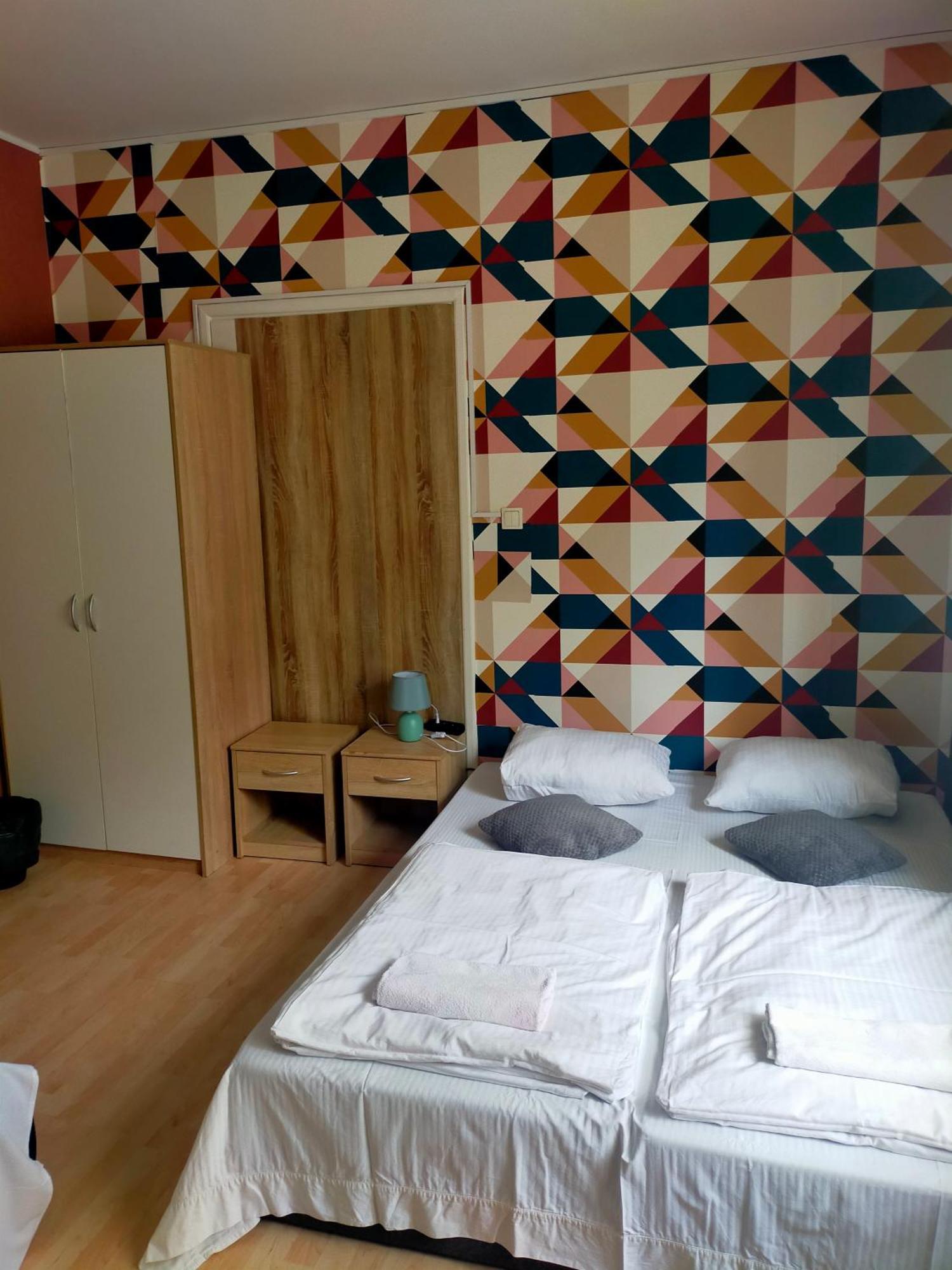 Hostel Madeira Гданськ Екстер'єр фото