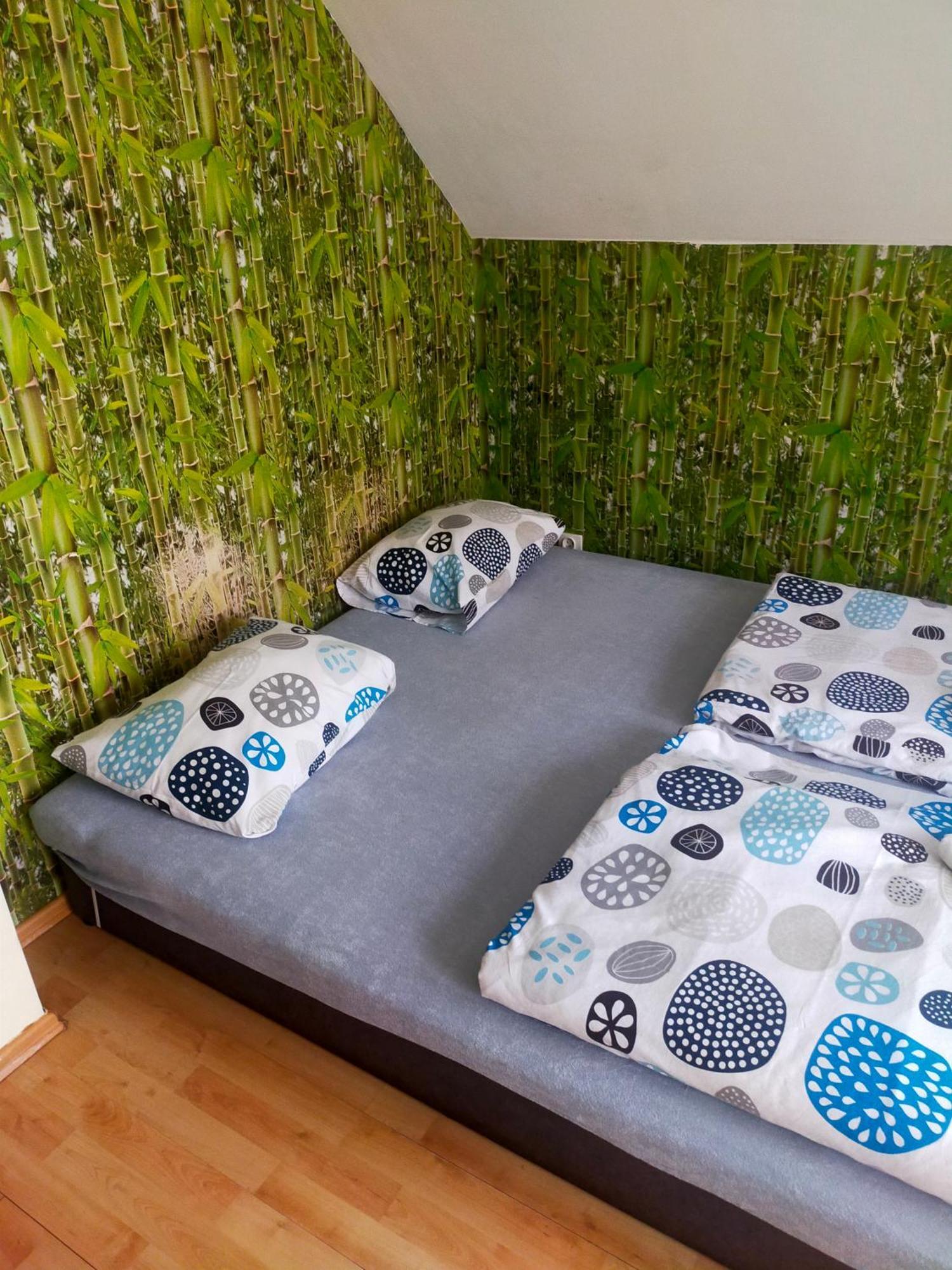 Hostel Madeira Гданськ Екстер'єр фото