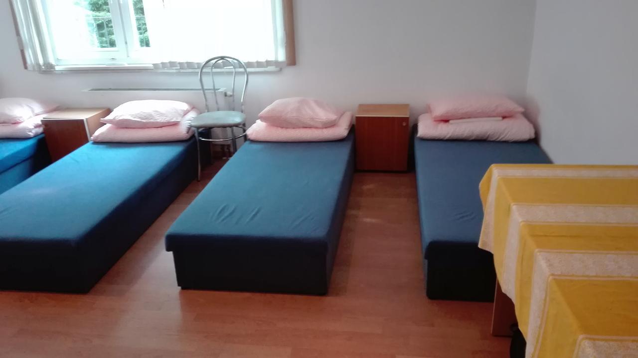 Hostel Madeira Гданськ Екстер'єр фото