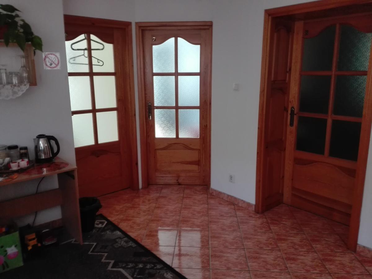 Hostel Madeira Гданськ Екстер'єр фото
