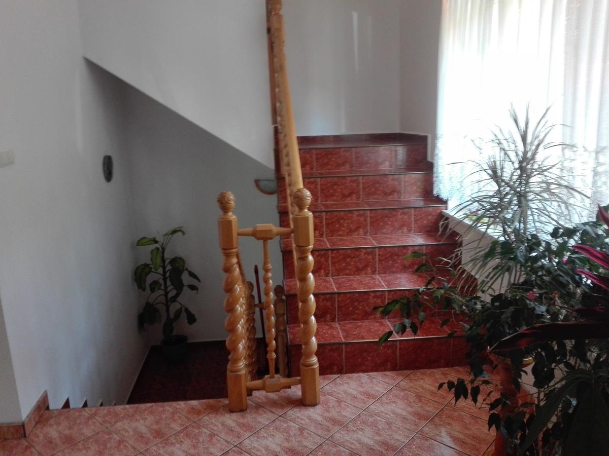 Hostel Madeira Гданськ Екстер'єр фото