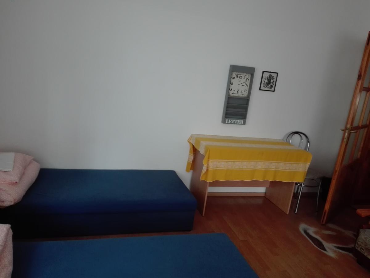 Hostel Madeira Гданськ Екстер'єр фото