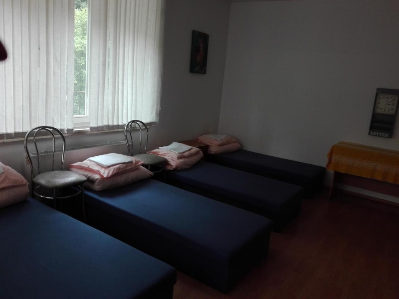Hostel Madeira Гданськ Екстер'єр фото