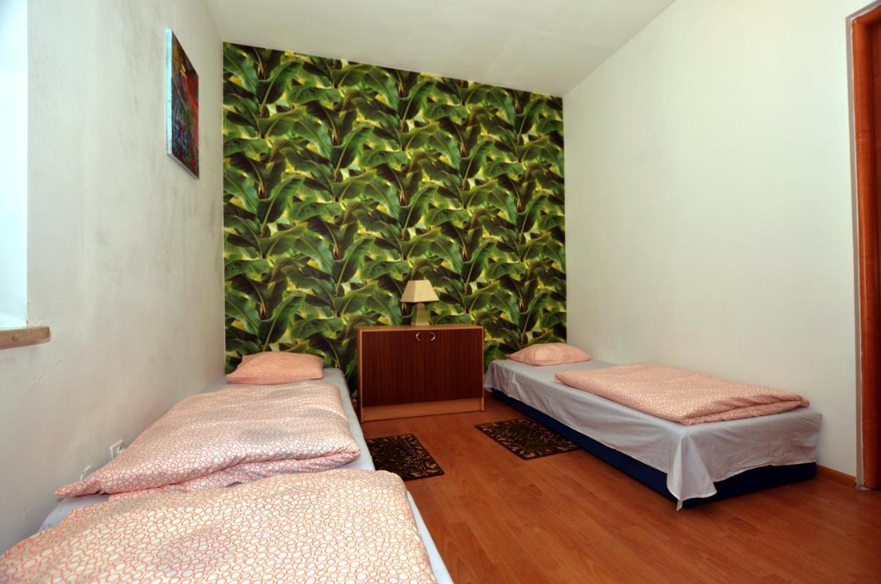 Hostel Madeira Гданськ Екстер'єр фото