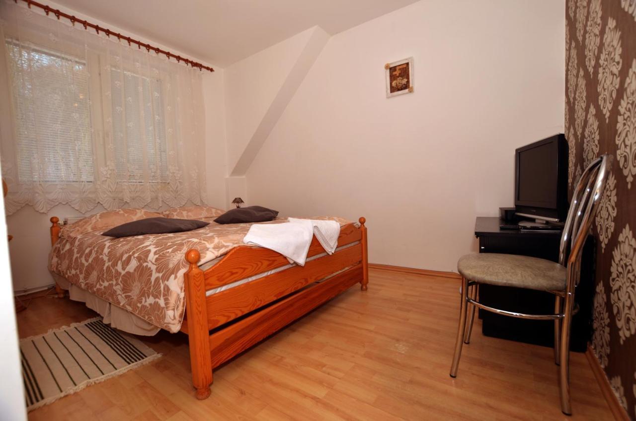 Hostel Madeira Гданськ Екстер'єр фото