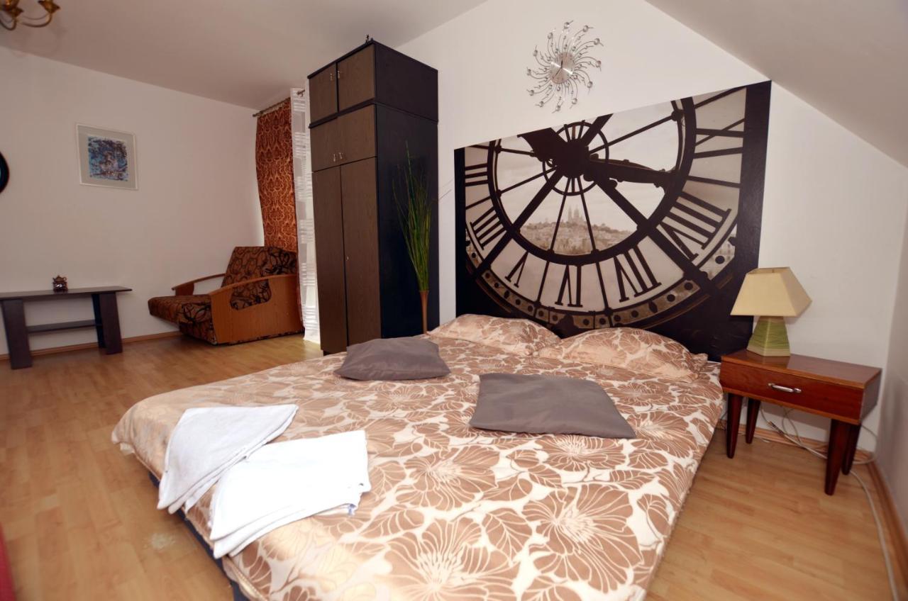 Hostel Madeira Гданськ Екстер'єр фото