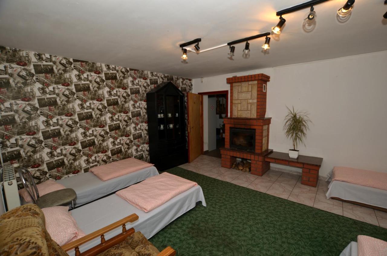Hostel Madeira Гданськ Екстер'єр фото